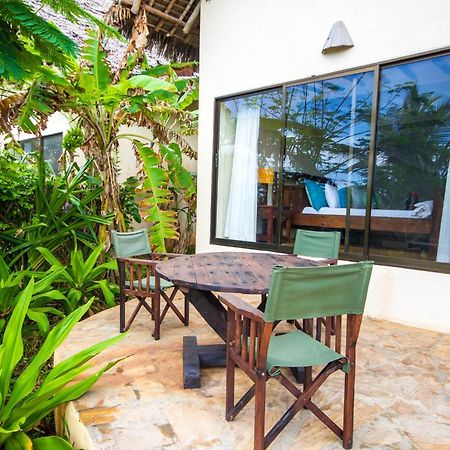 The Zanzibari Hotel Nungwi Phòng bức ảnh